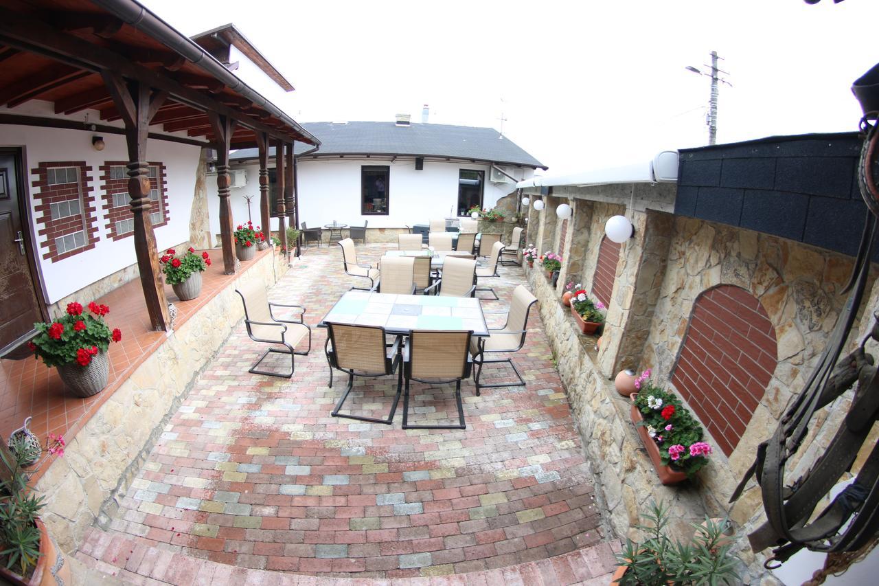 فندق Casa Bucovineana سوتْشافا المظهر الخارجي الصورة