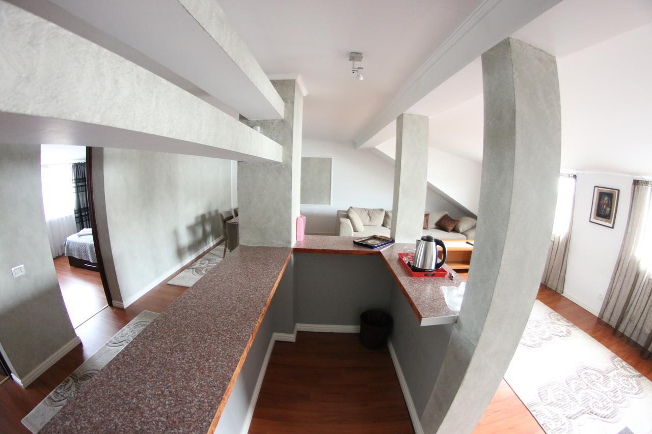 فندق Casa Bucovineana سوتْشافا المظهر الخارجي الصورة