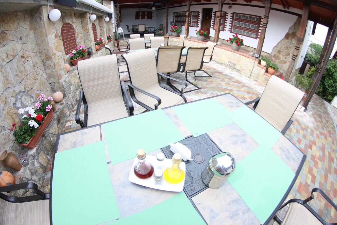 فندق Casa Bucovineana سوتْشافا المظهر الخارجي الصورة